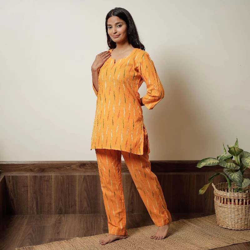 2024-307-1-41-pochampally-ikat-cotton-top-pyjama-night-suit-set-05