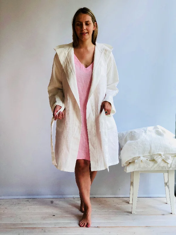 white-linen-robe-veronica-waffle-1313