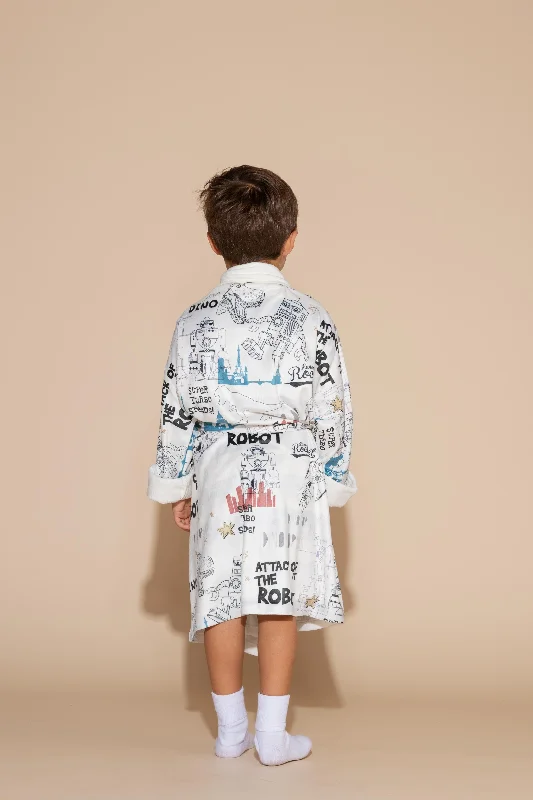 robot-attacked-kids-robe